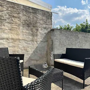 Maison Jardin Proche Paris , Villejuif France